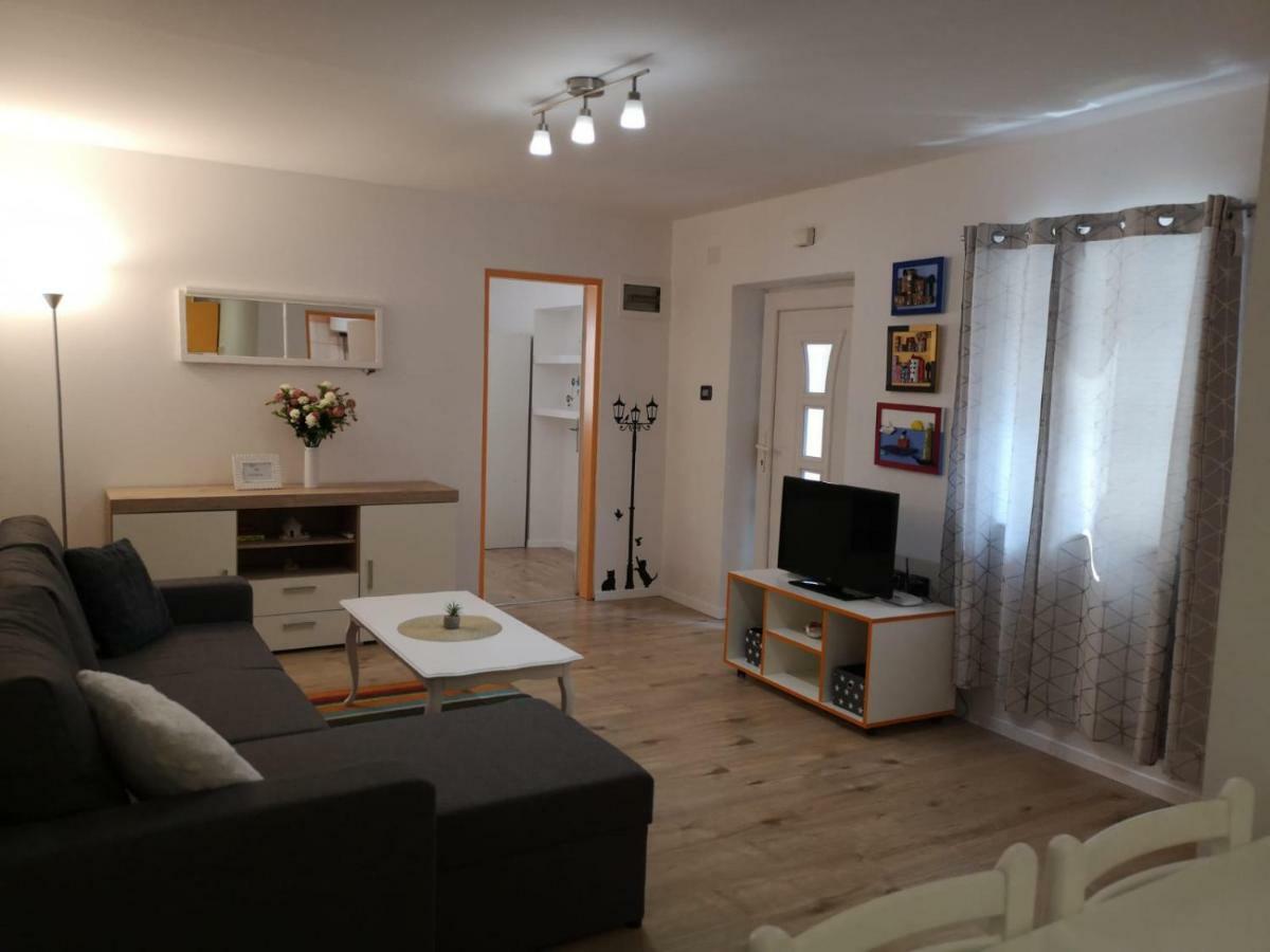Apartment Asja Old City Center PUY 외부 사진